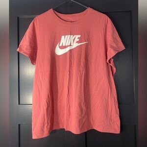 4/$16 Nike Tee